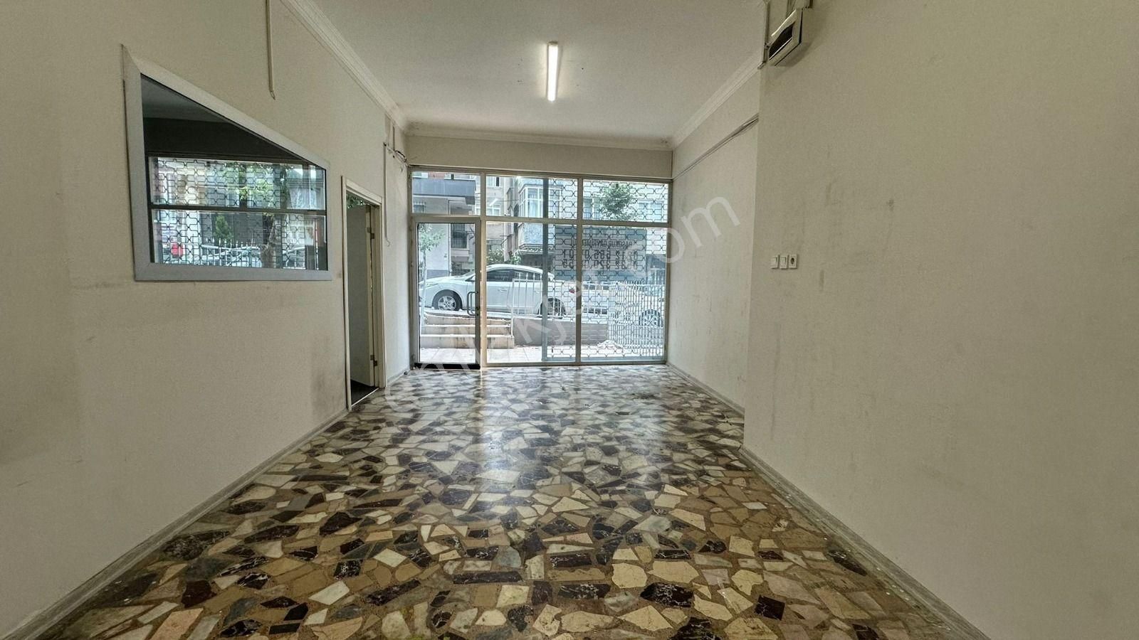 Başokur'dan Bahçelievler Şirinevler Mh. Cadde Üzeri Kiralık - Görsel 2