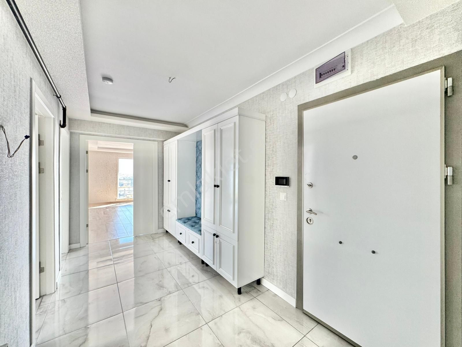 Ufuk Kılıç Emlak'tan Ful Ankara Manzaralı 4+1 Lüx Site Dairesi - Görsel 31