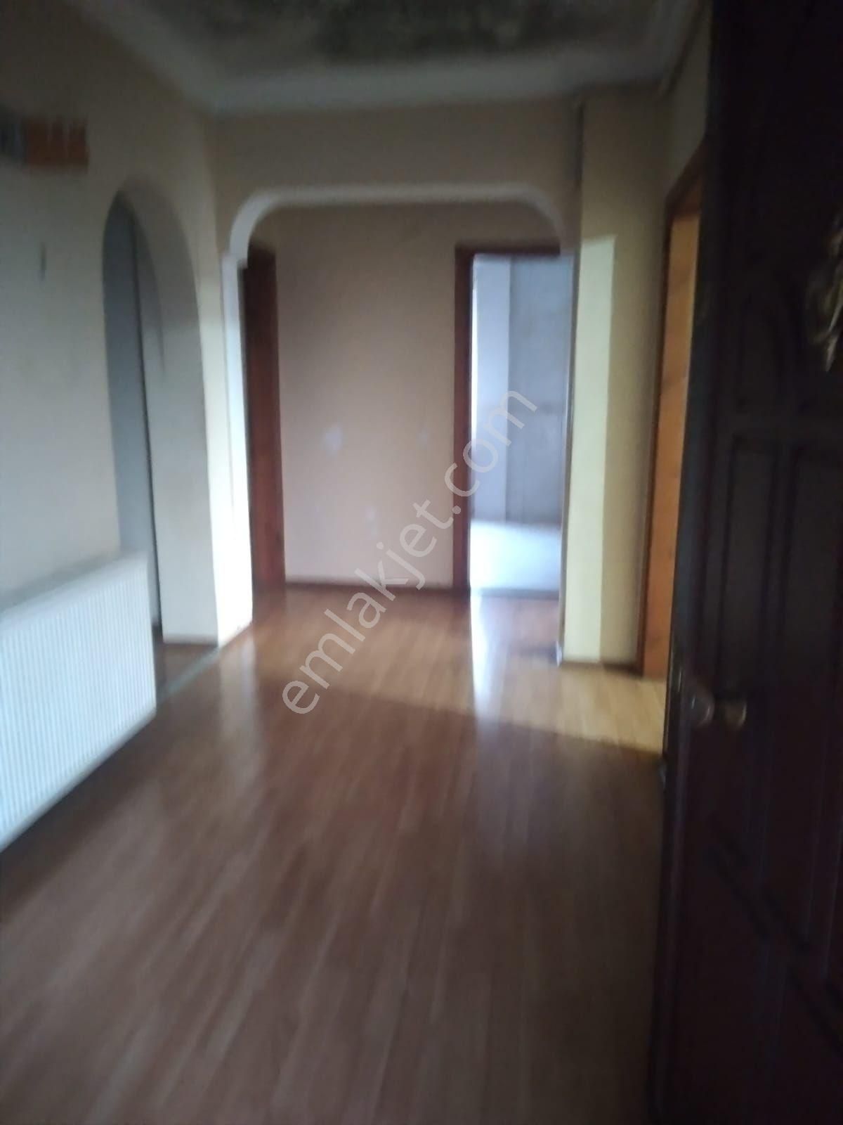 Ümraniye Adem Yavuz Mahallesinde 3+1 Kiralık Daire
