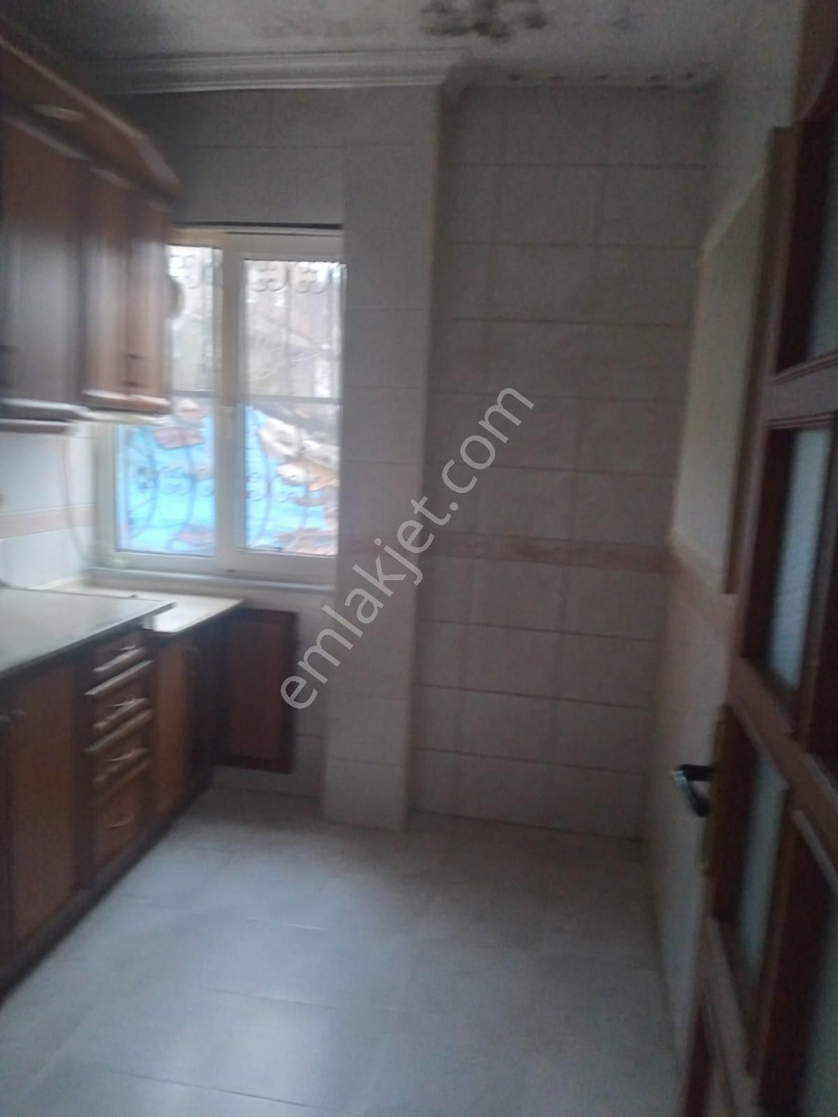 Ümraniye Adem Yavuz Mahallesinde 3+1 Kiralık Daire - Görsel 3