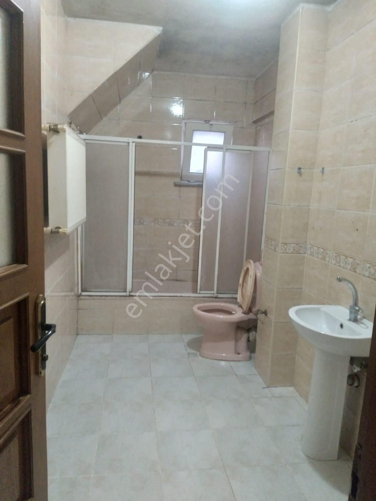 Ümraniye Adem Yavuz Mahallesinde 3+1 Kiralık Daire - Görsel 6