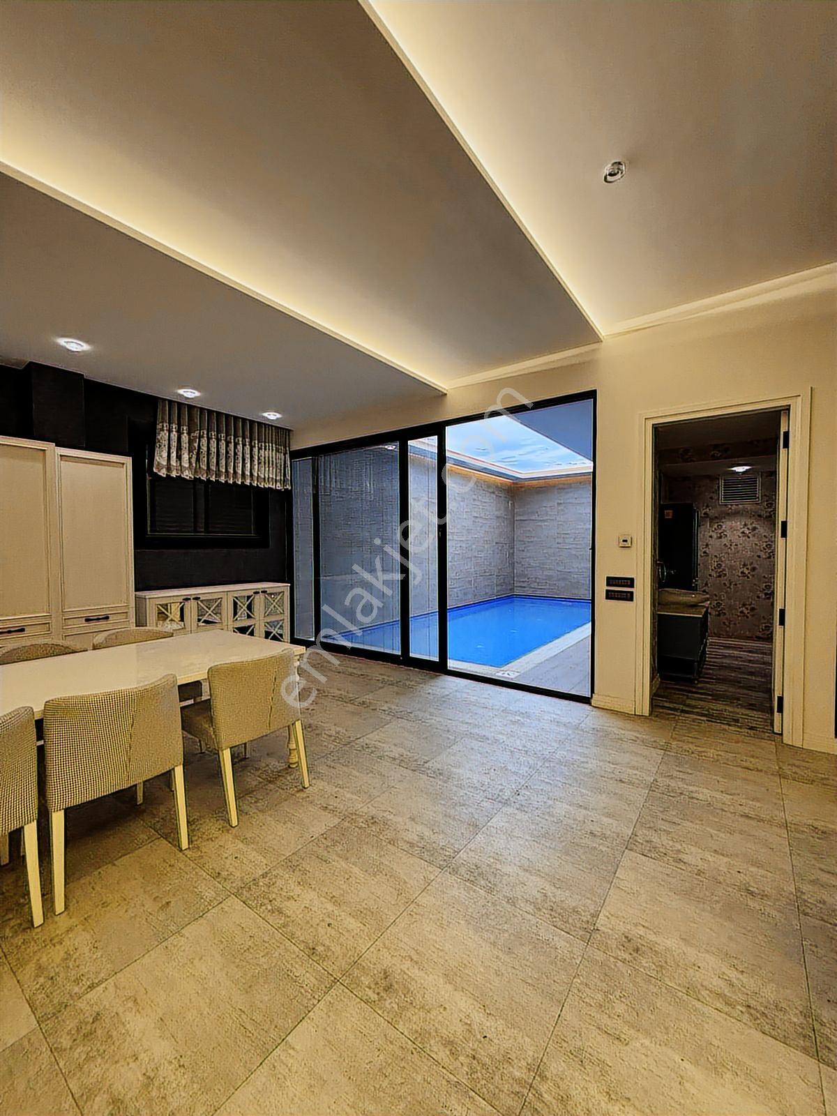 Kaan Emlaktan Göveçlikte Ultra Lüks Kiralık Villa - Görsel 4