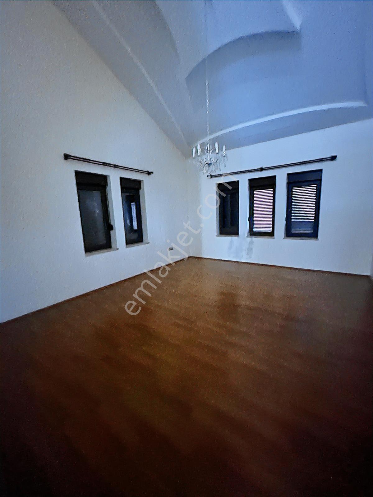 Kaan Emlak Tan Muhteşem Doğa Ve Denizlimanzaralı Kiralık Villa - Görsel 17