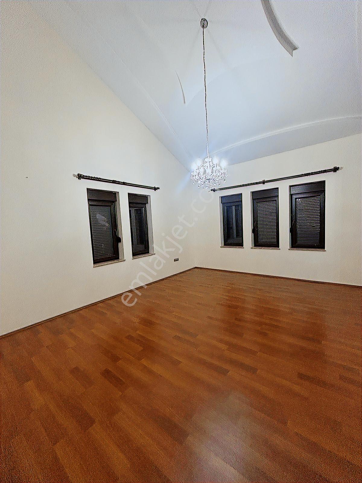 Kaan Emlak Tan Muhteşem Doğa Ve Denizlimanzaralı Kiralık Villa - Görsel 18