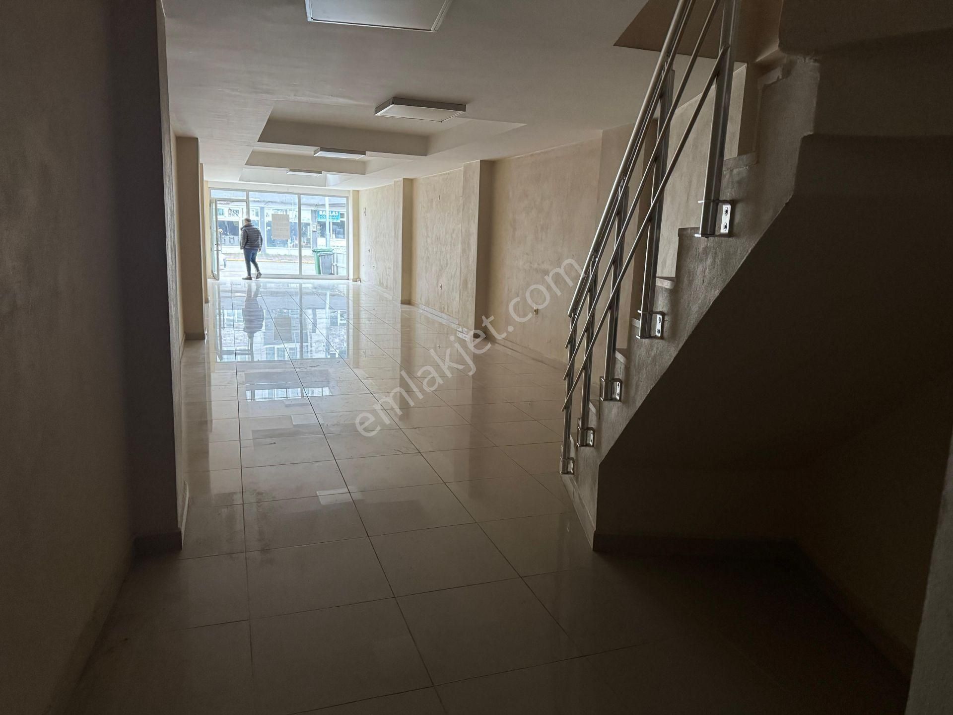 Emek Emlak'tan Hacı Osman Mah.de Ana Cadde Üzeri Satılık Dükkan - Görsel 6