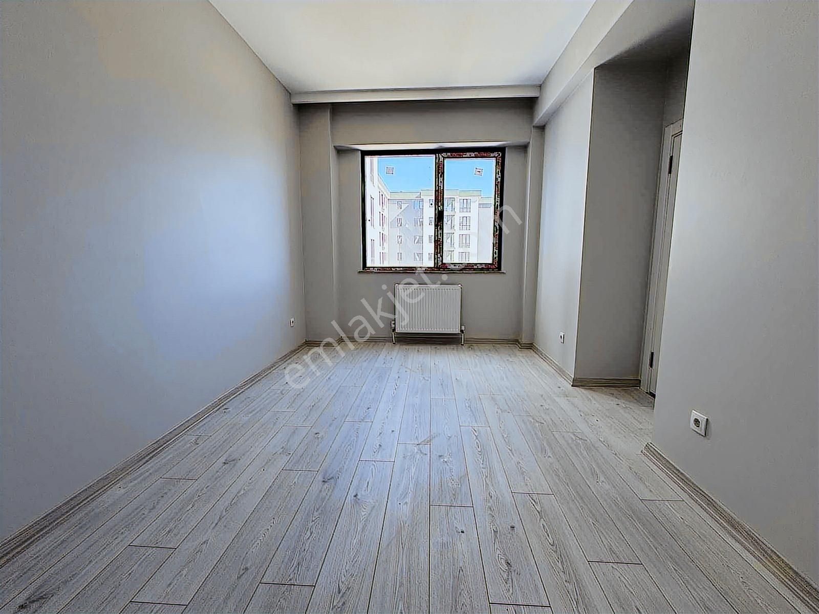 Sancaktepe Sitede Cadde Üzeri Satılık 90 M2 2+1 Daire - Görsel 30