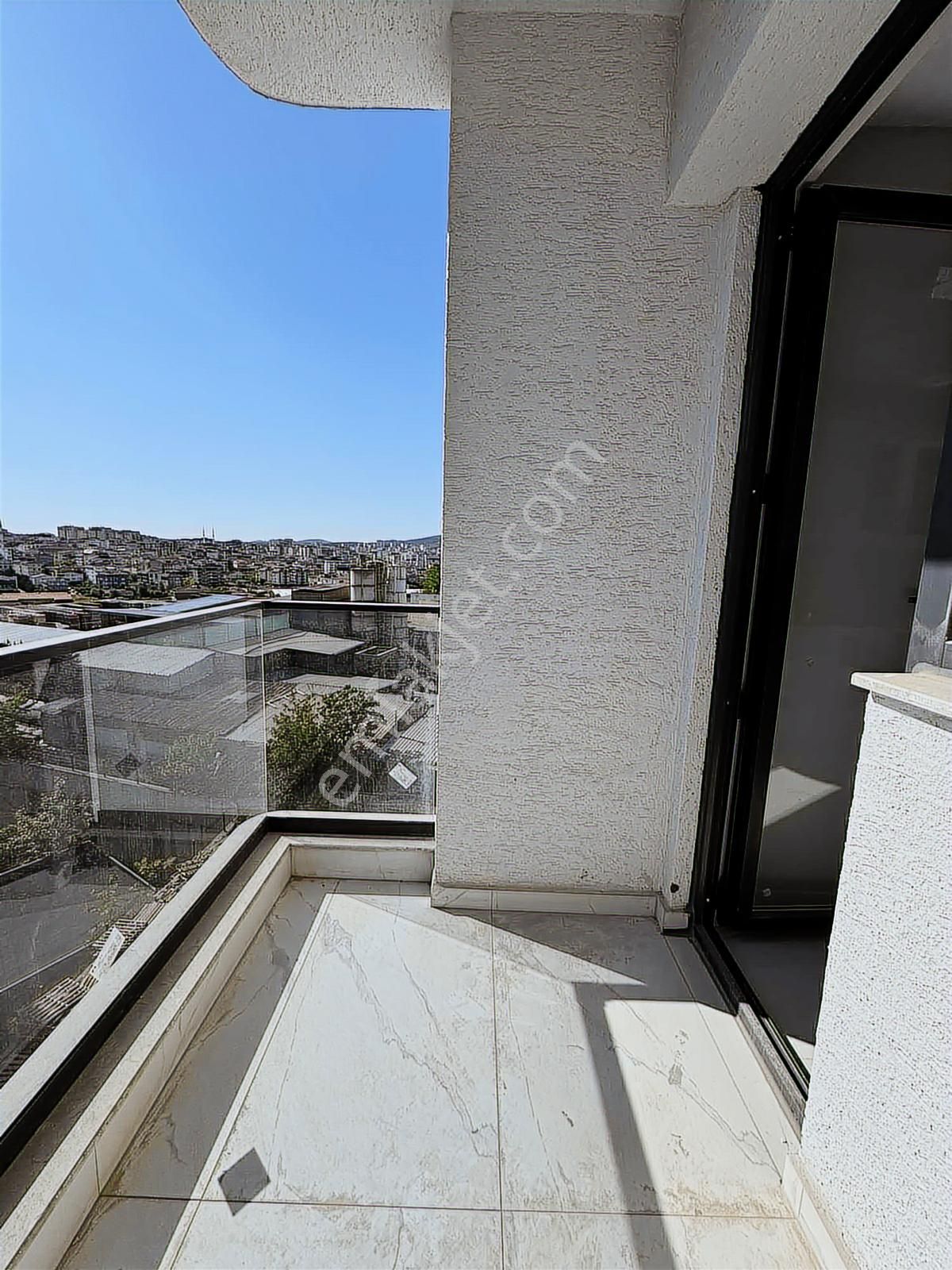 Sancaktepe Sitede Cadde Üzeri Satılık 90 M2 2+1 Daire - Görsel 14