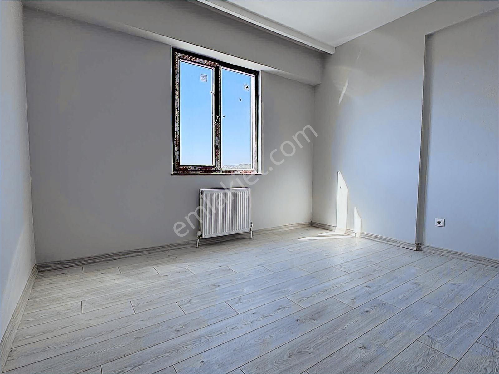Sancaktepe Sitede Cadde Üzeri Satılık 90 M2 2+1 Daire - Görsel 32