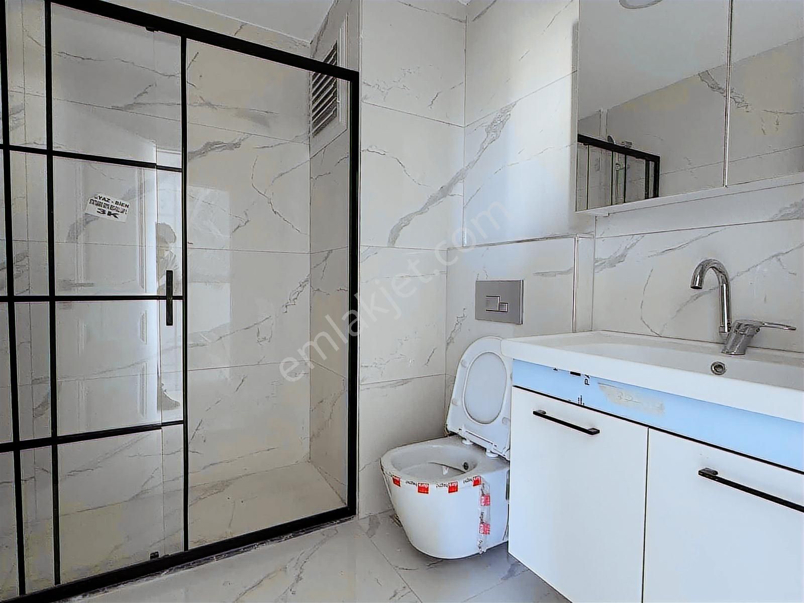 Sancaktepe Sitede Cadde Üzeri Satılık 90 M2 2+1 Daire - Görsel 26