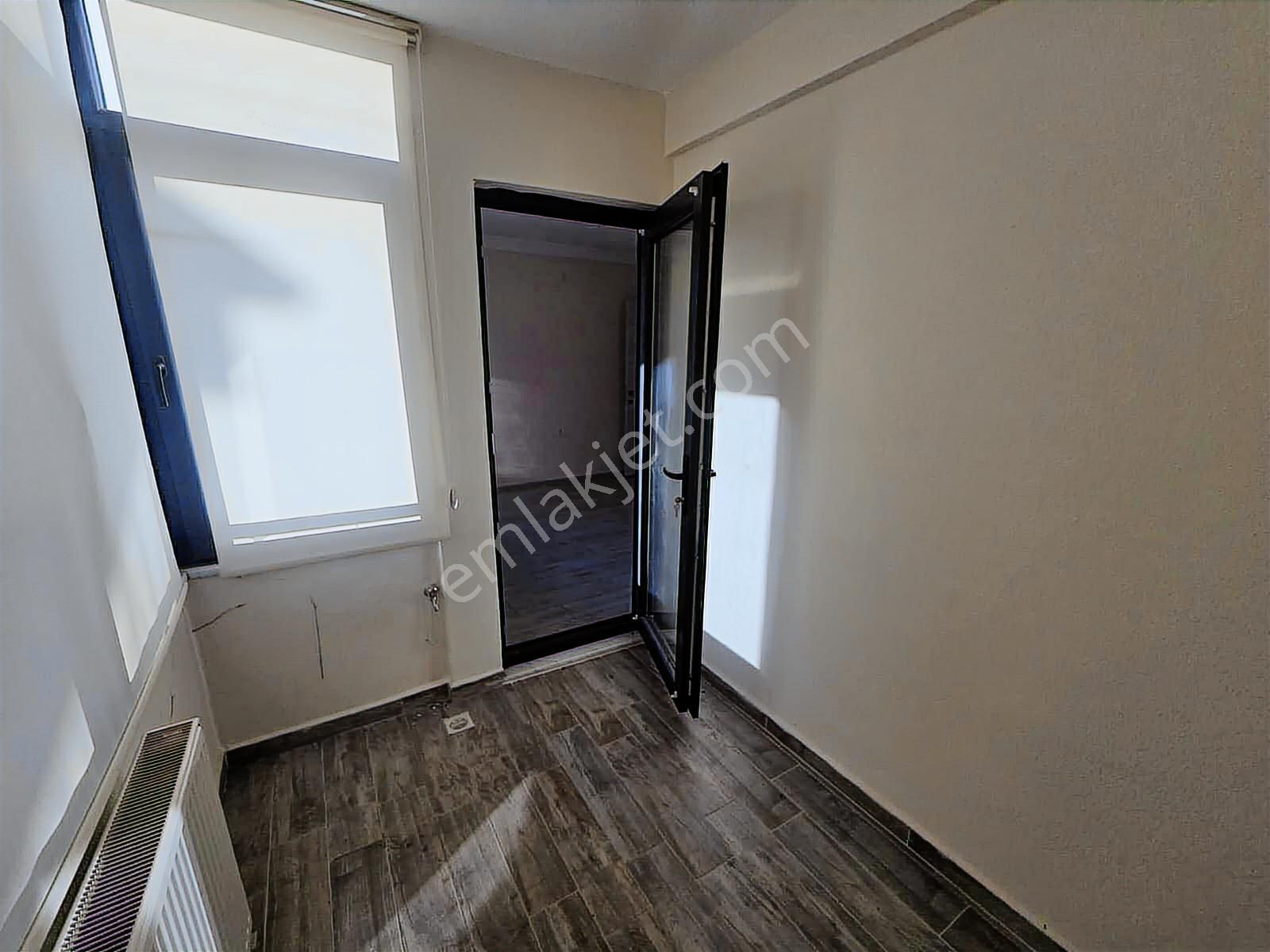 Zenith Real Estate Bahçelievler Mah.'de Kiralık 130 M2 3+1 Daire - Görsel 12