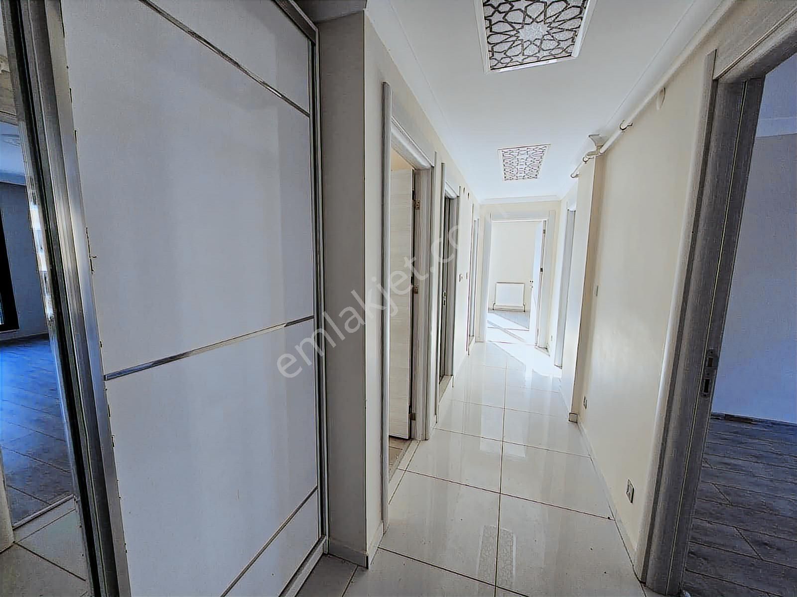 Zenith Real Estate Bahçelievler Mah.'de Kiralık 130 M2 3+1 Daire - Görsel 7