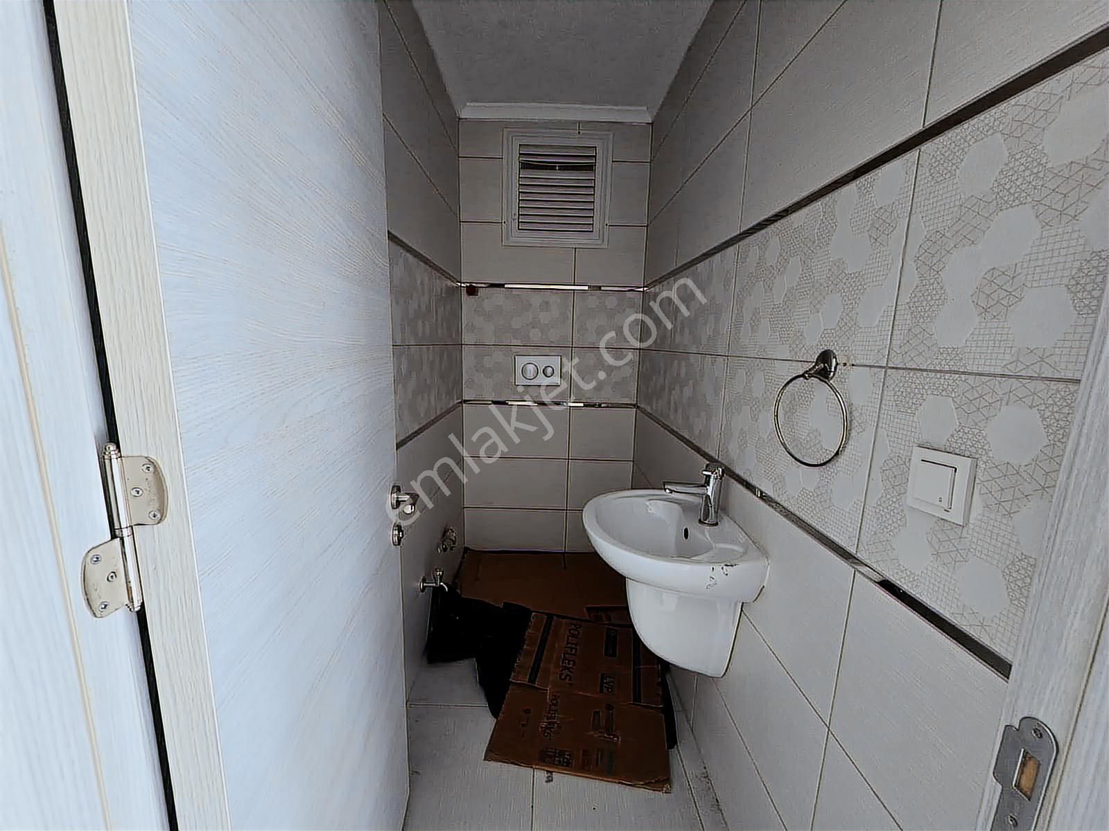 Zenith Real Estate Bahçelievler Mah.'de Kiralık 130 M2 3+1 Daire - Görsel 3