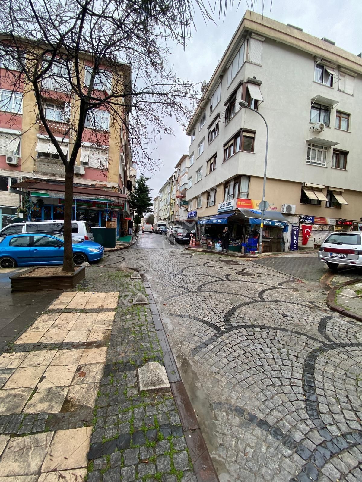 Zeynep Kamil Hasta Ne Yakın - Görsel 3