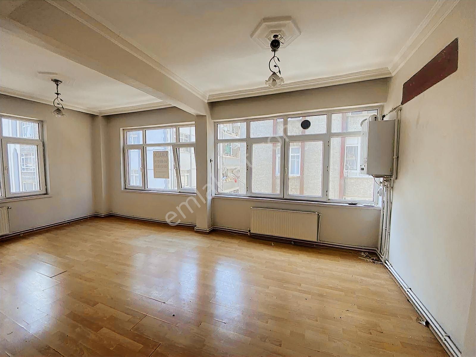 Kılıçdede Mahallesinde Satılık 2+1 Cadde Üstü Fırsat Daire - Görsel 12