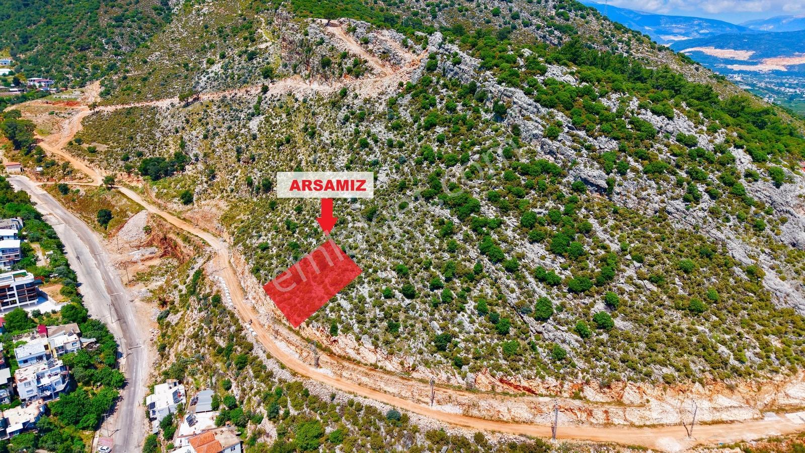Gökhan Gökdemir'den 410m2 Eşsiz Doğa Manzaralı Satılık Arsa - Görsel 2