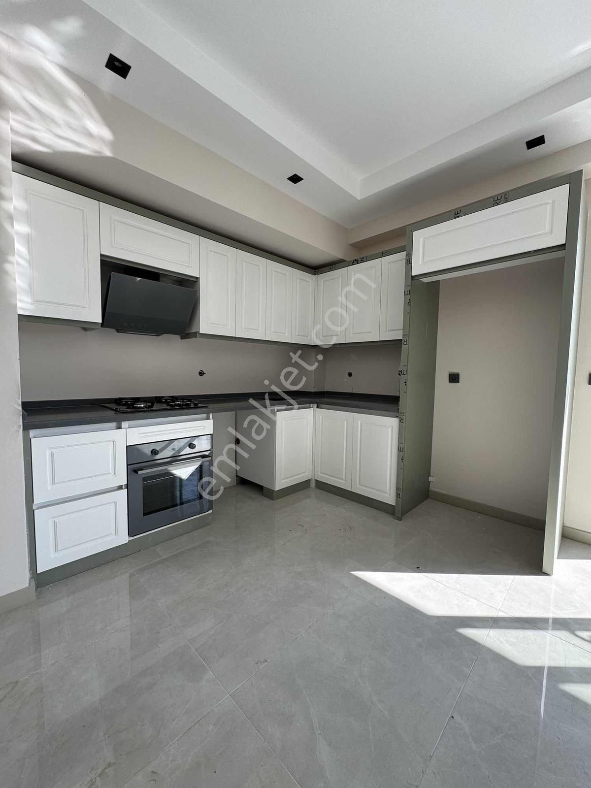 Orange Garden Projesinden Havuzlu Site İçi 2+1 Lüks Daireler - Görsel 8