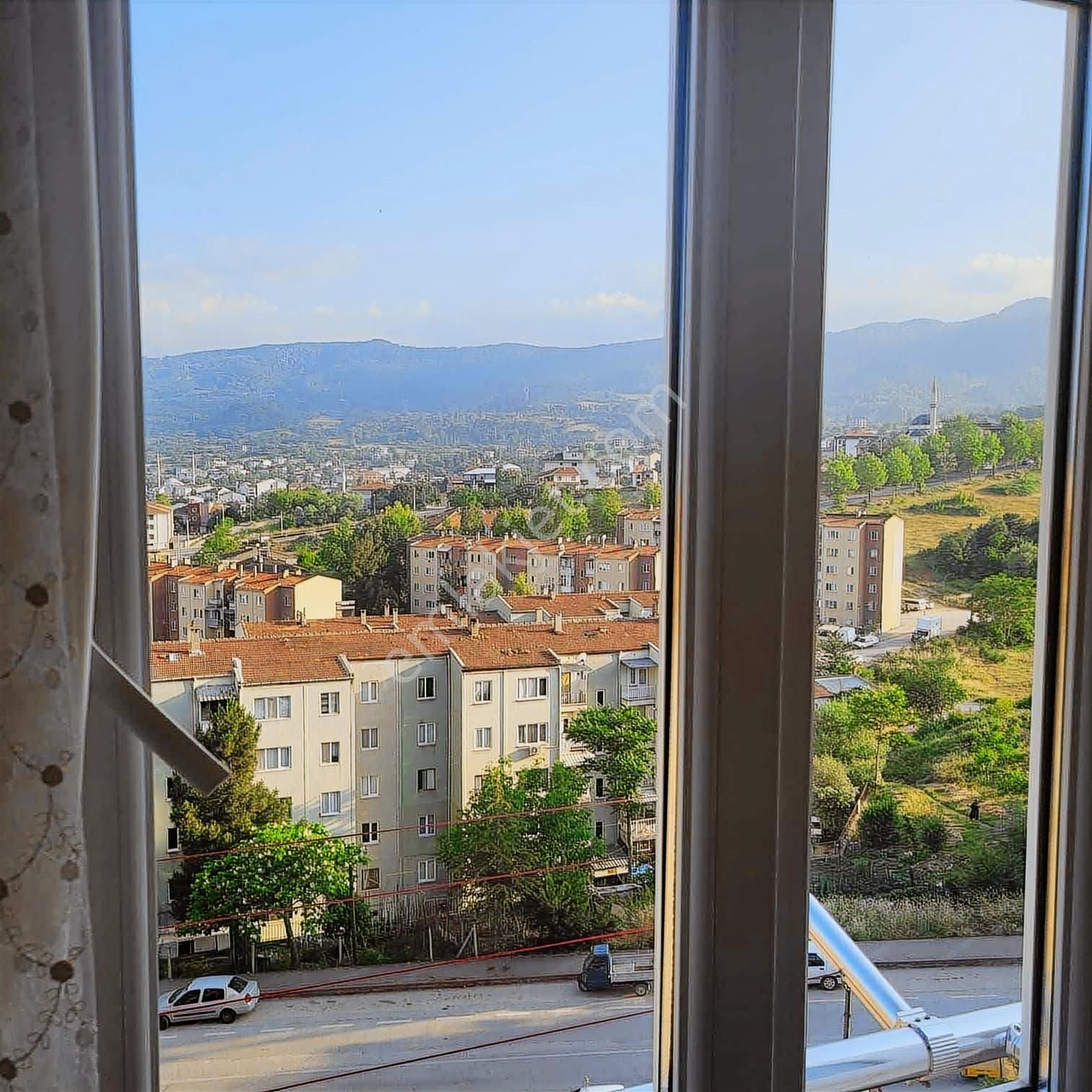 Bera Gayrimenkul'den Yenicede Ful Eşyalı Daire - Görsel 9