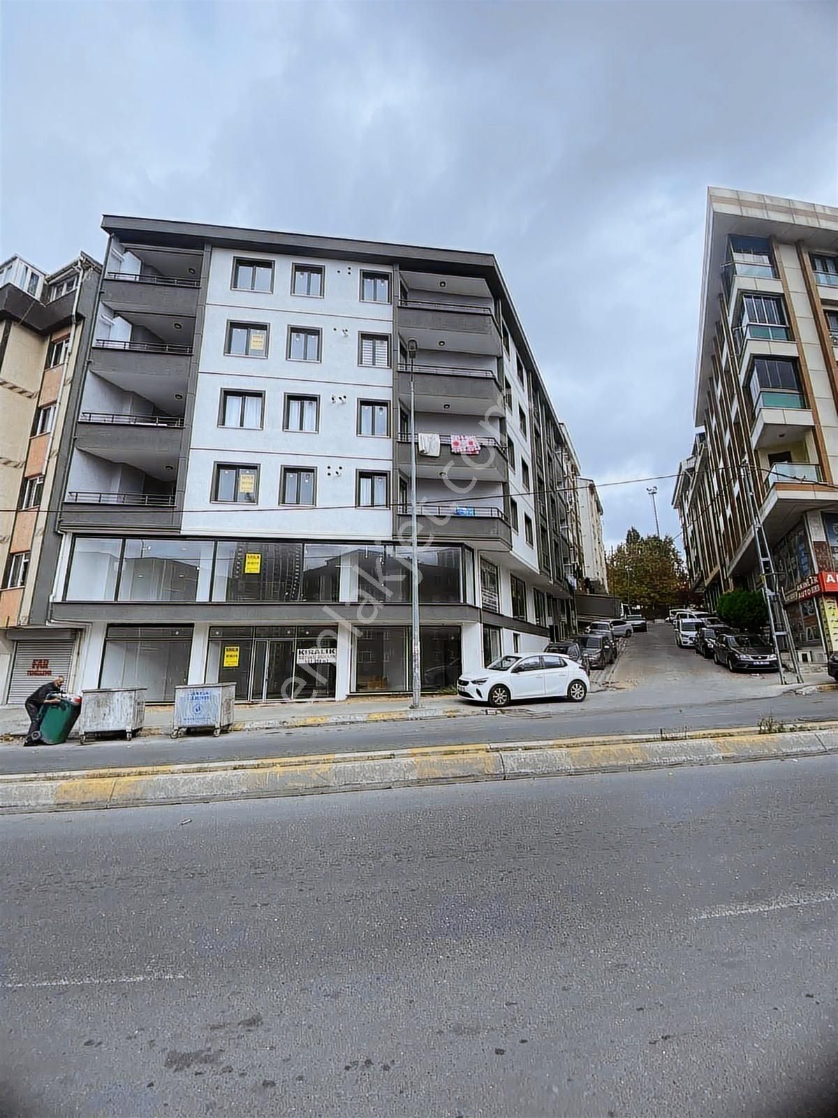 Esenyurt Zafer Mah. Kiralık Dükkan