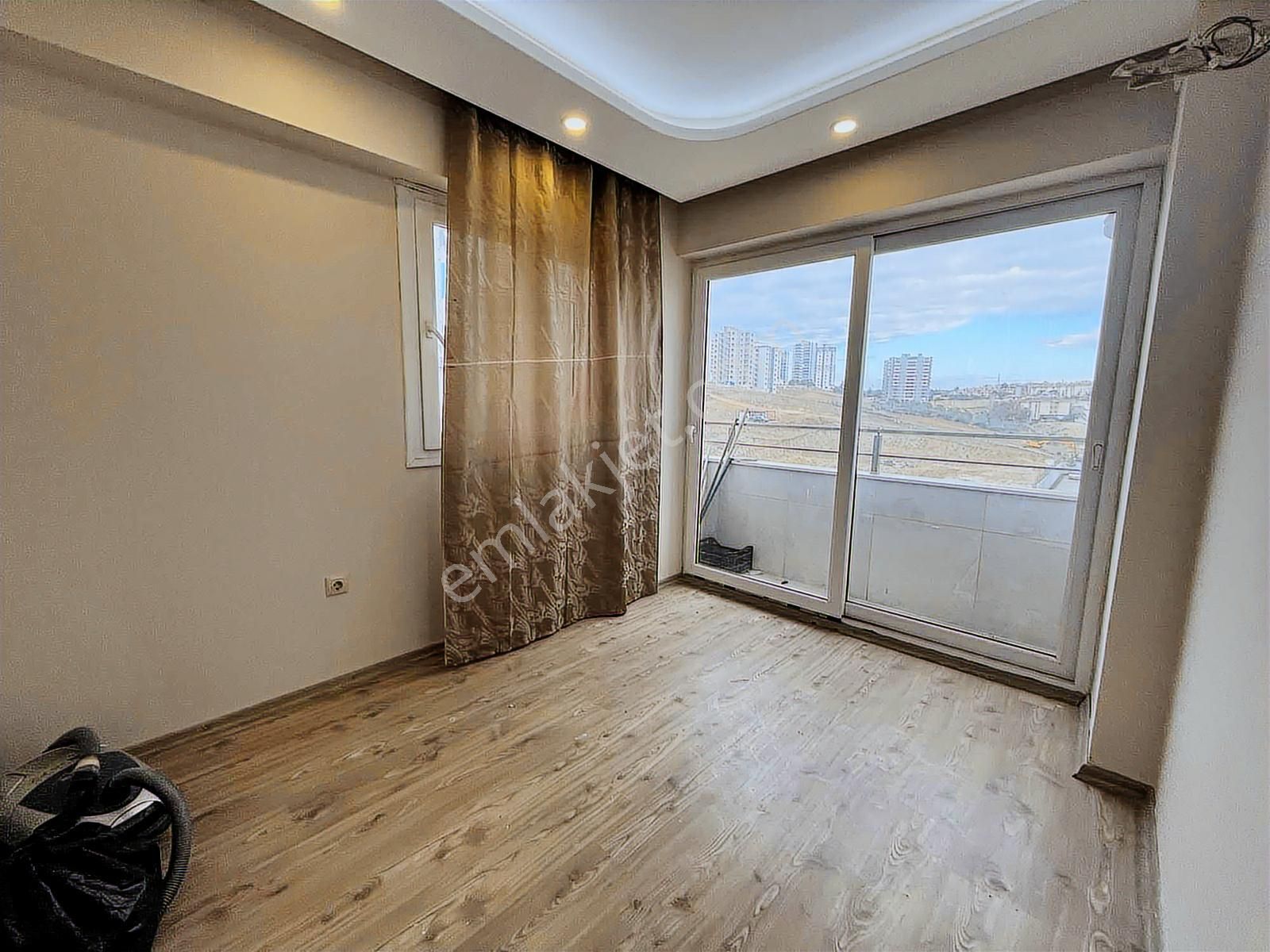 Kule Park'dan Osmangazi'de Lüx Site İçi E.banyolu G.odalı 3+1 - Görsel 8