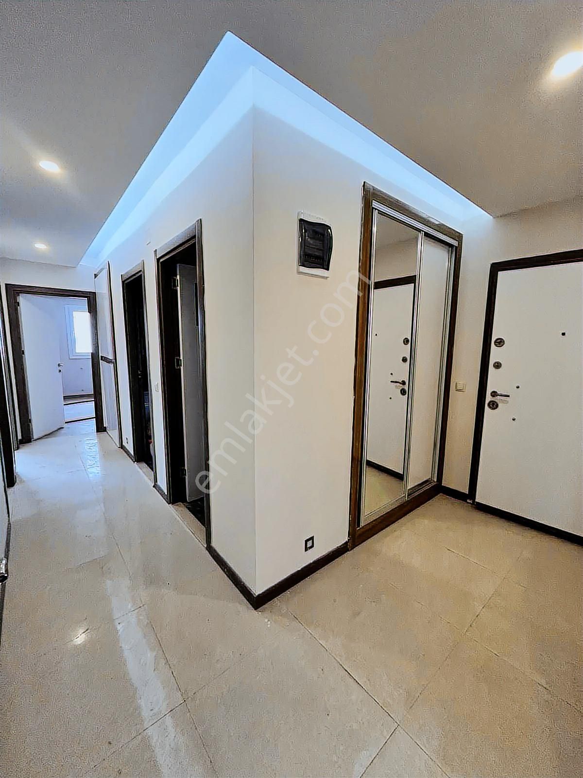 Kule Park'dan Osmangazi'de Lüx Site İçi E.banyolu G.odalı 3+1 - Görsel 2