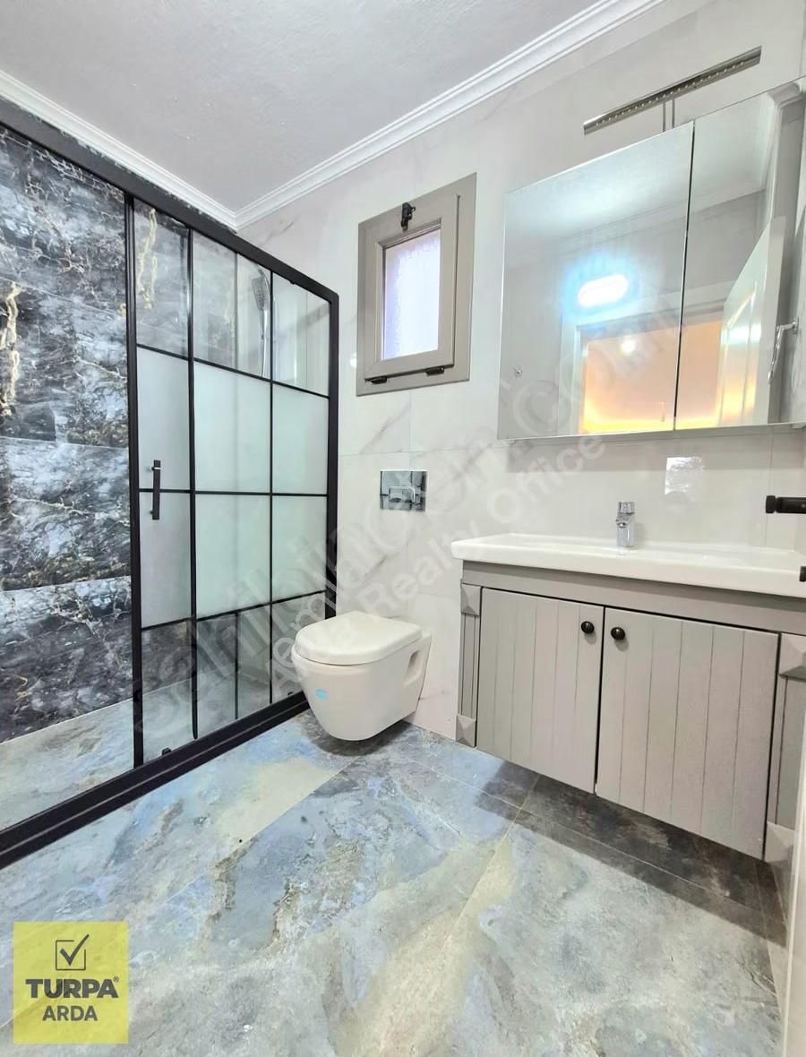 Karaburun Saip Mah Doğa Deniz Manzaralı Yerden Isıtma 5+2 210 M2 - Görsel 9