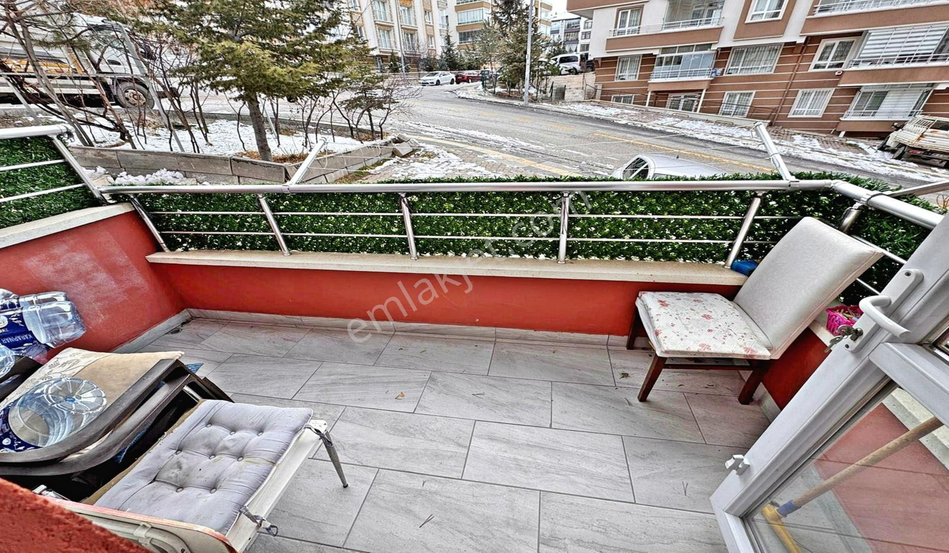 Atapark Giriş Kat Konumunda Asansörlü Genç Bina Sınırsız Kredi - Görsel 16