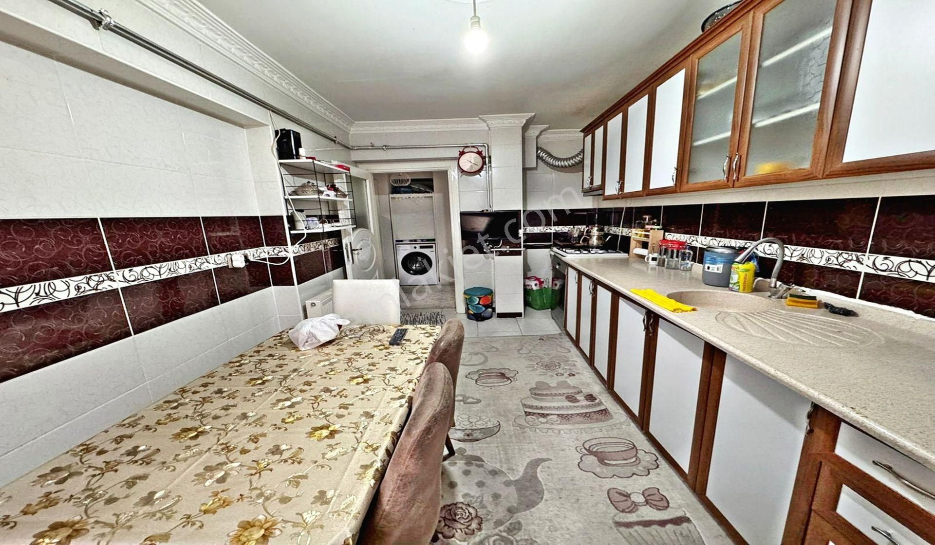 Atapark Giriş Kat Konumunda Asansörlü Genç Bina Sınırsız Kredi - Görsel 6