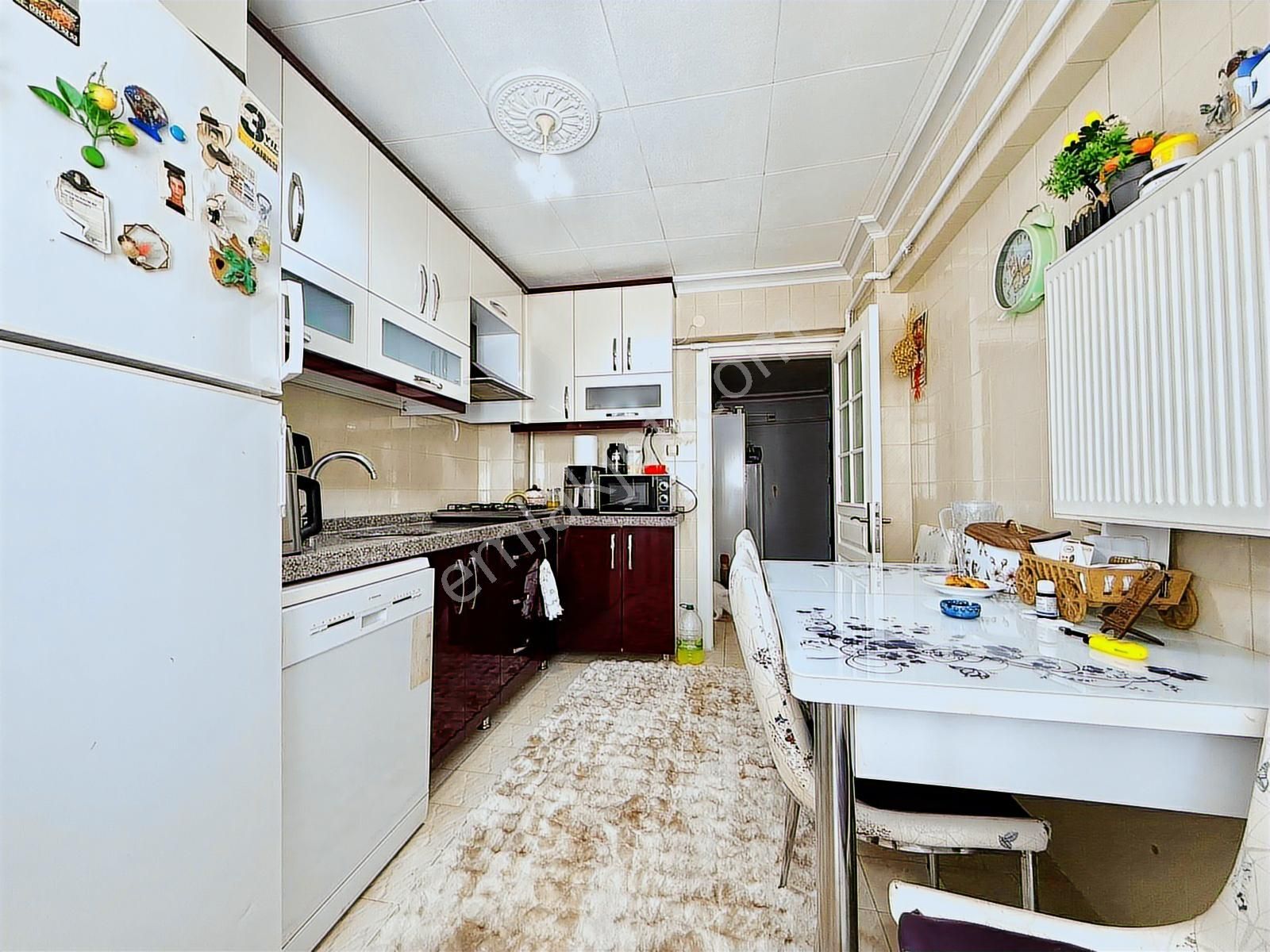 İmir Emlak'tan Merkez'de Çarşı İçerisinde Katta Yapılı 3+1 120m² - Görsel 21