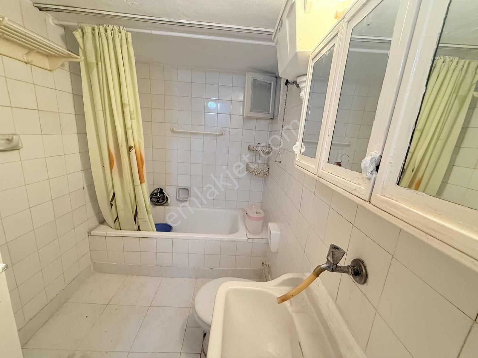 Göztepe Stadı Dibi 3+1 140 M2 Arakat Demokrasi Üni. Yanı Daire - Görsel 15