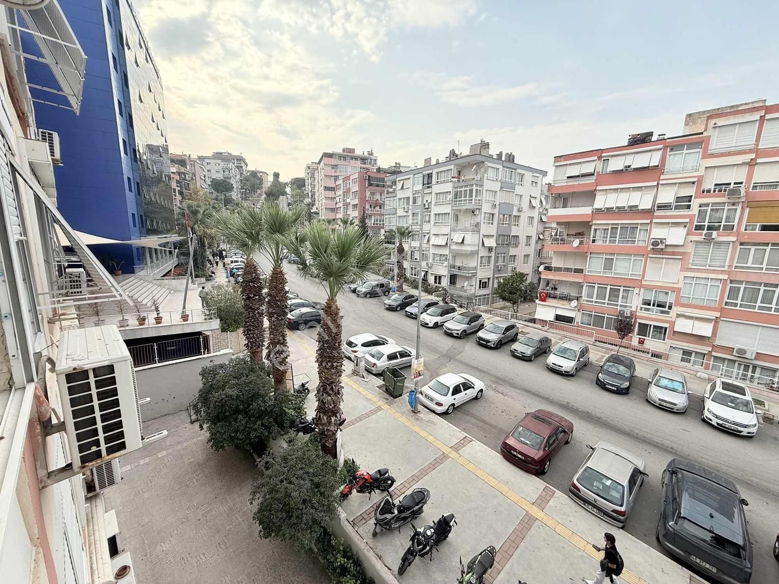 Göztepe Stadı Dibi 3+1 140 M2 Arakat Demokrasi Üni. Yanı Daire - Görsel 17