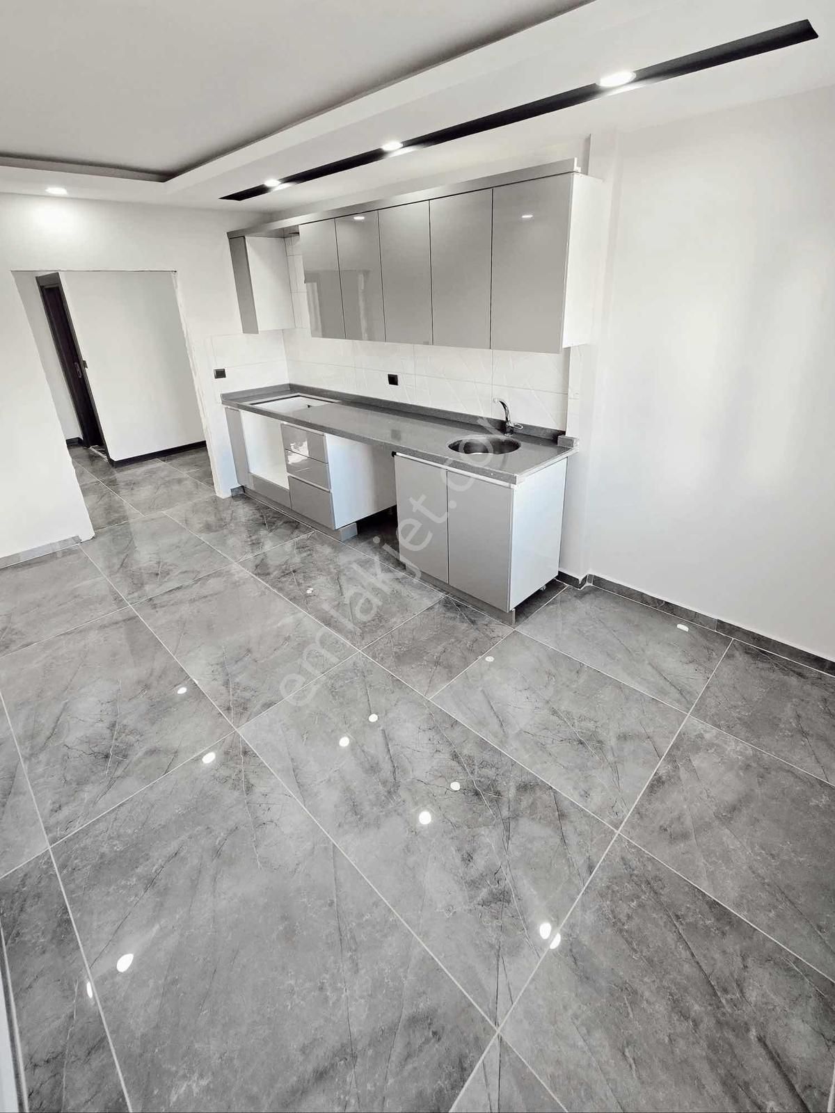 Demirel Mah Tramvaya 200 M Geniş Yüksek 2+1 Daiere - Görsel 13