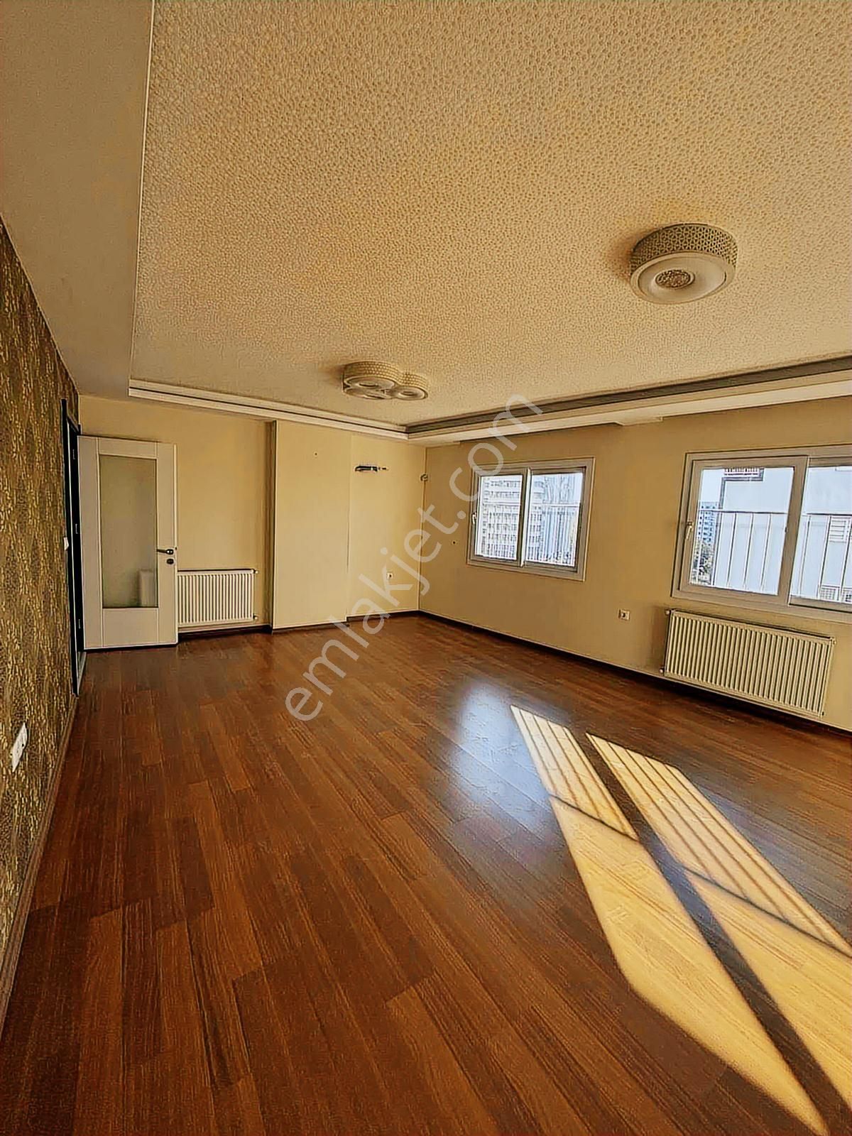 Aydınlar'da Ultra Lüx Site İçinde 4+1 Satılık Saray - Görsel 17