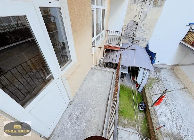 İncirli Şal Sokakta Altı Tam Daire Cepheleri Açık Full Yapılı! - Görsel 16