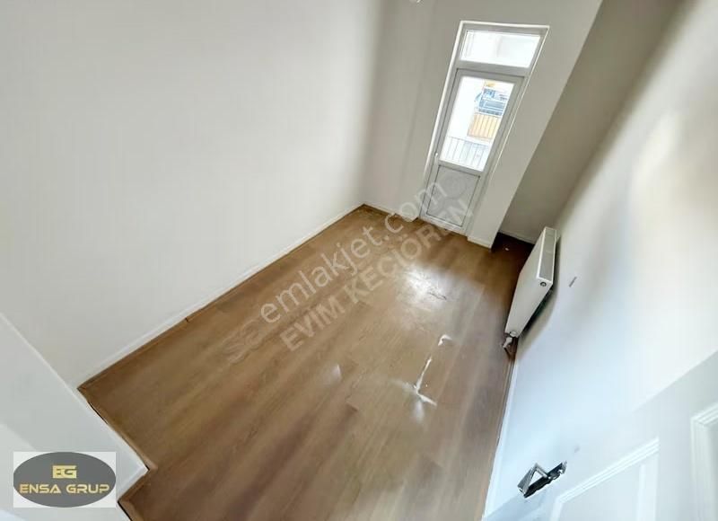 İncirli Şal Sokakta Altı Tam Daire Cepheleri Açık Full Yapılı! - Görsel 15