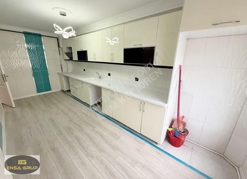 340 Cadde Yakını Ara Kat Güney Cephe Asansörlü Lüks Kök Tapu ! - Görsel 33