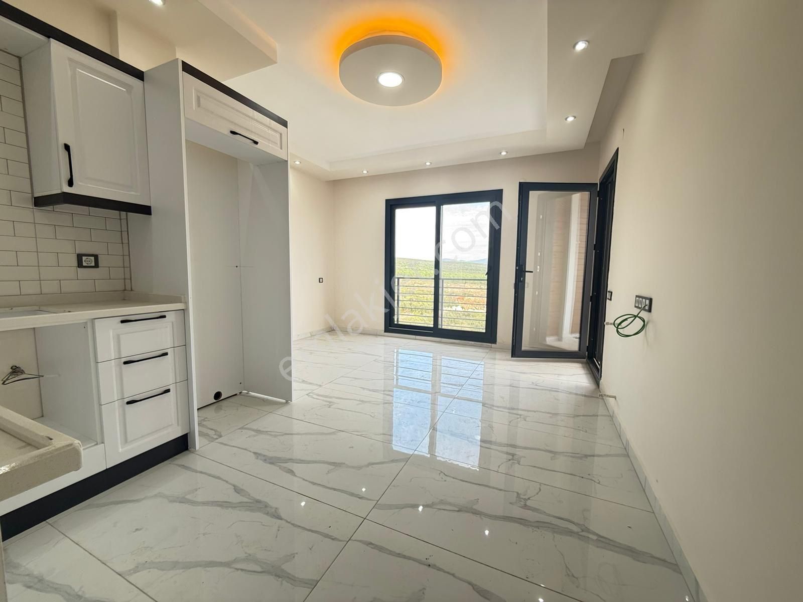 Didim / Merkezde Satılık Sıfır Fırsat Fiyatlı 2+1 Asansörlü Daire - Görsel 5