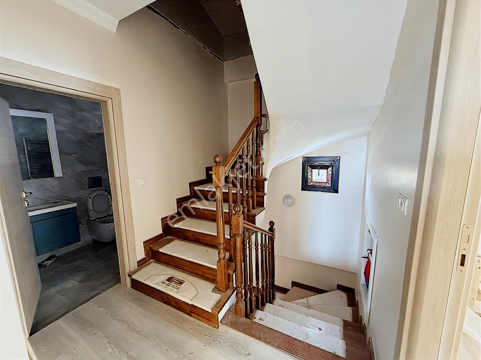 Gümüşyakada 300m Denize Lüks 3+1 Müstakil Villa | İskanlı - Görsel 12