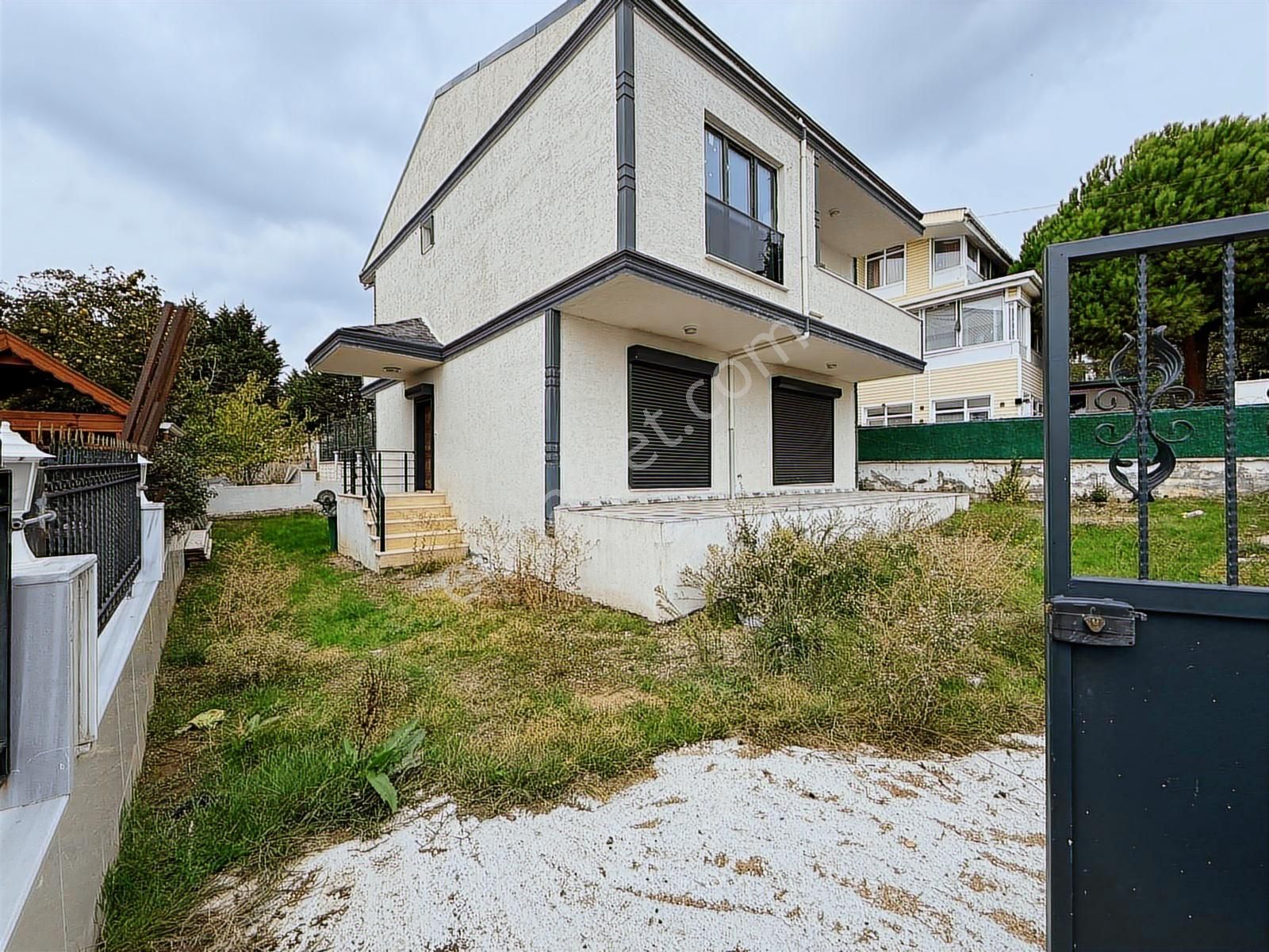 Gümüşyakada 300m Denize Lüks 3+1 Müstakil Villa | İskanlı - Görsel 24