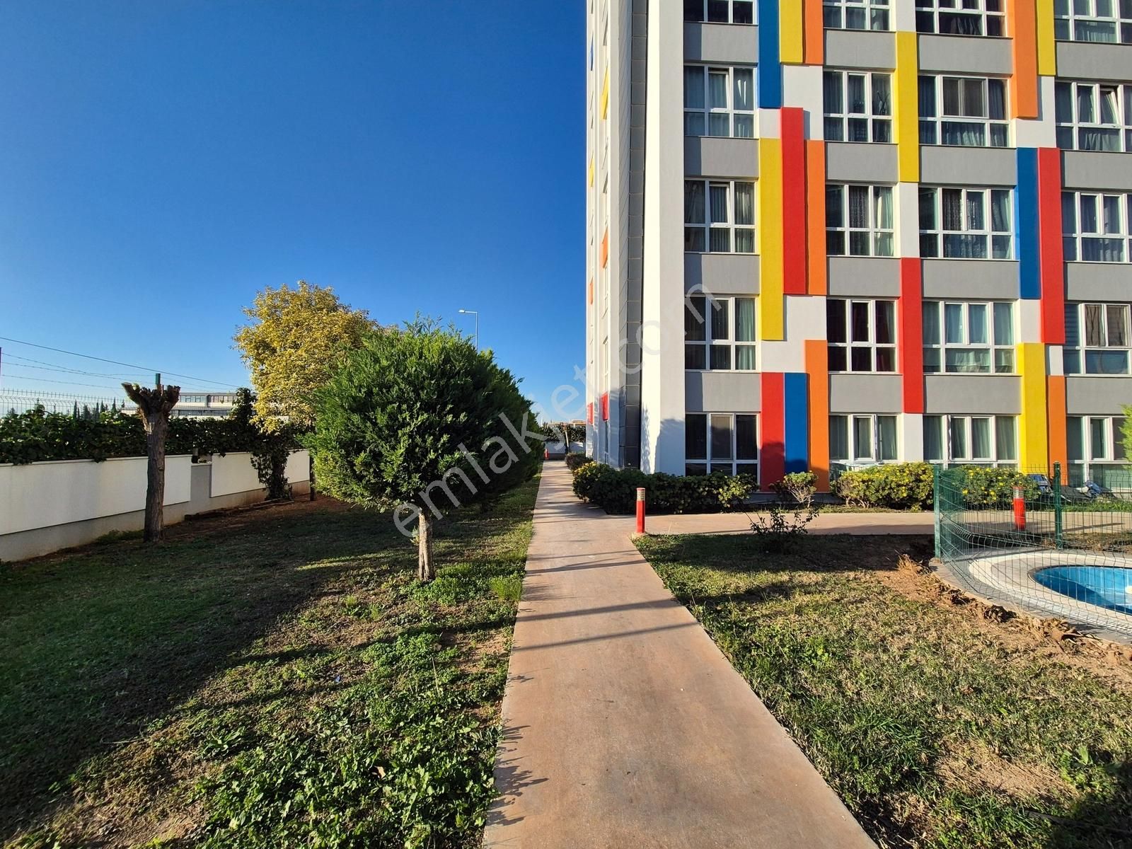 Studio Lego'da Krediye Uygun Havuzlu Sitede 2 Cepheli Köşe Daire - Görsel 13