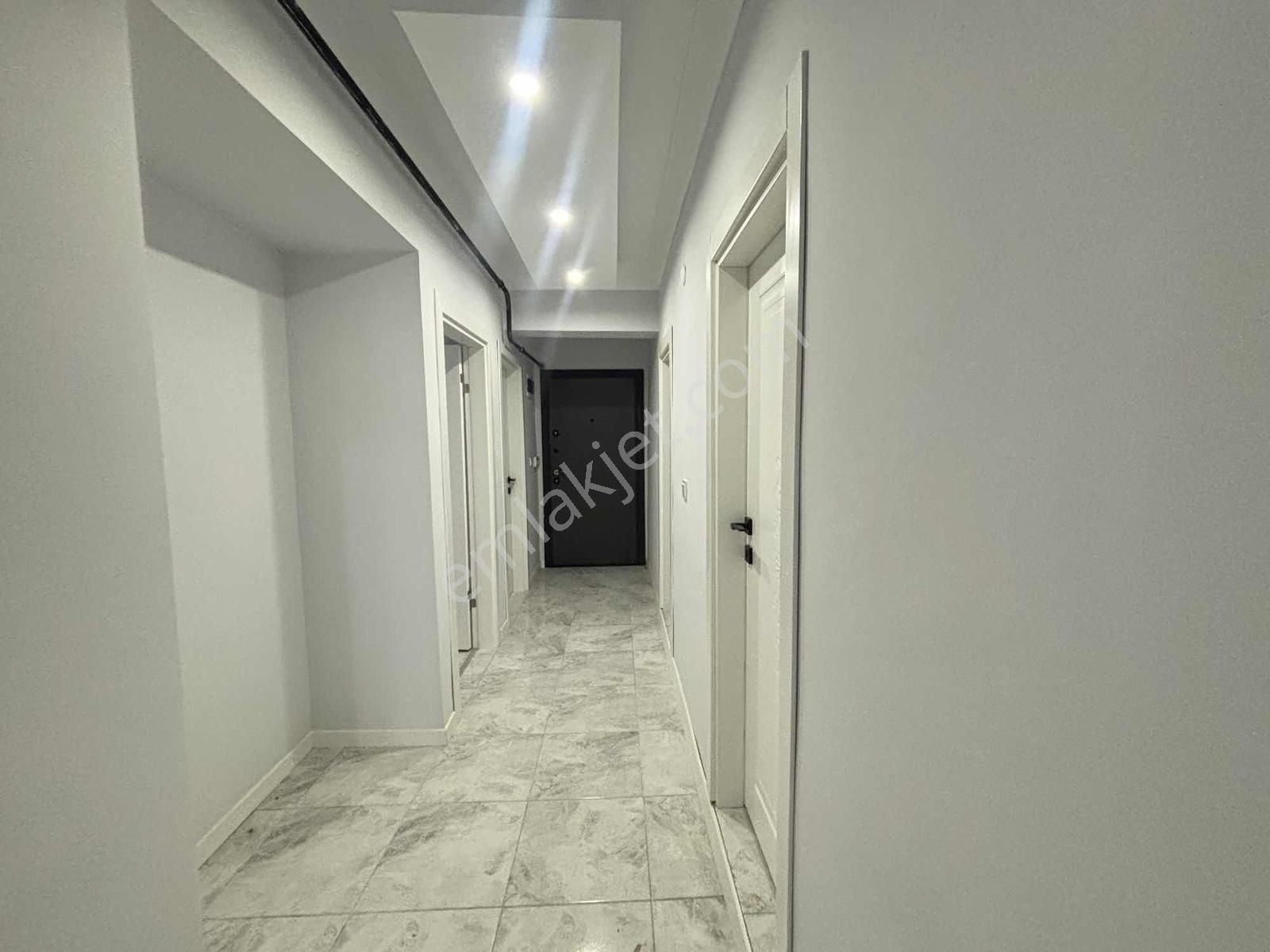 Fa Özbir'den Bağlıkta Ankastre&kombili 3+1 Kelepir Satılık Daire - Görsel 35