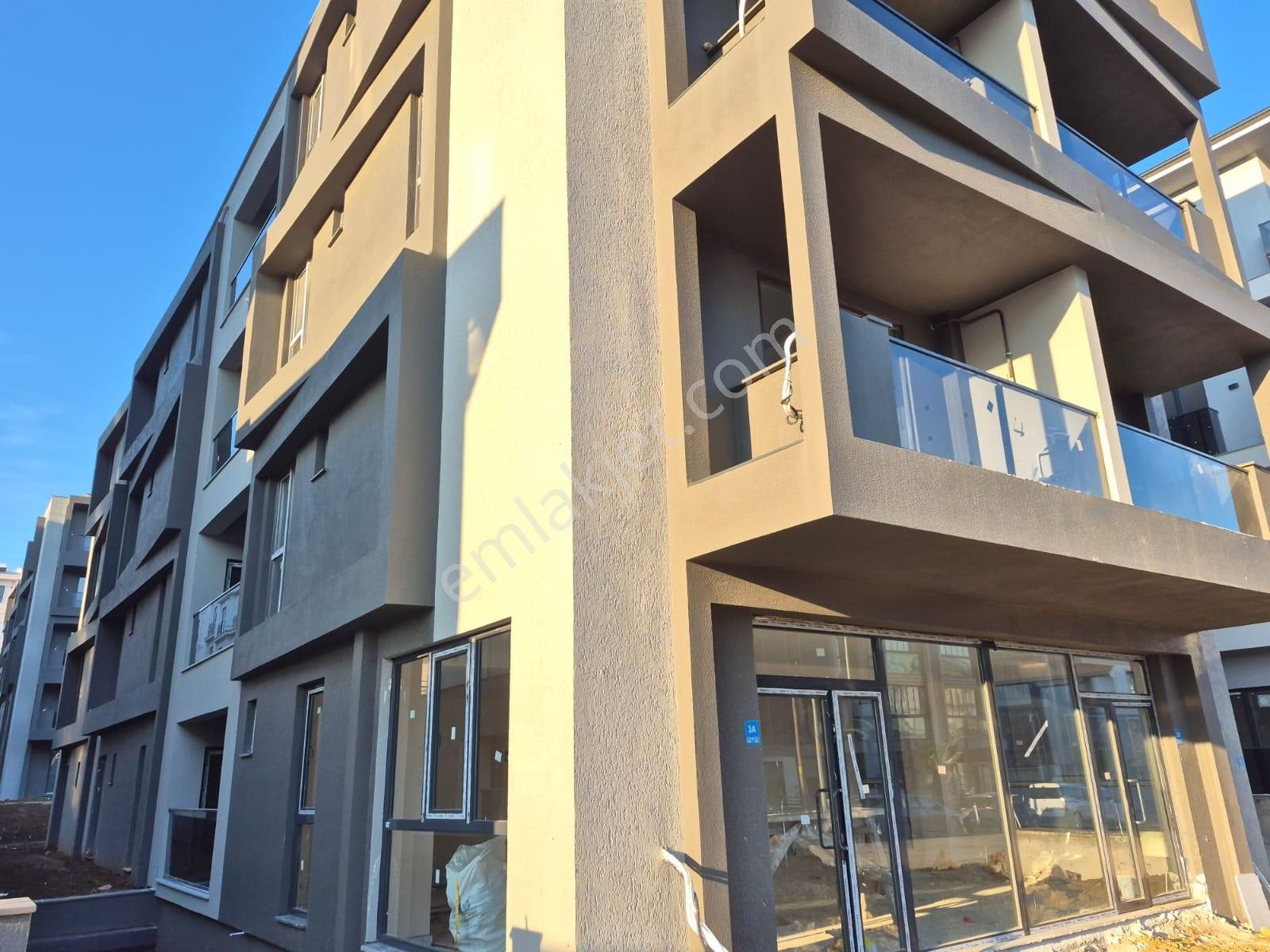 Delux'den Atatürk Mh'de Residance Palm Suits'te Lux Satılık 1+1 - Görsel 21
