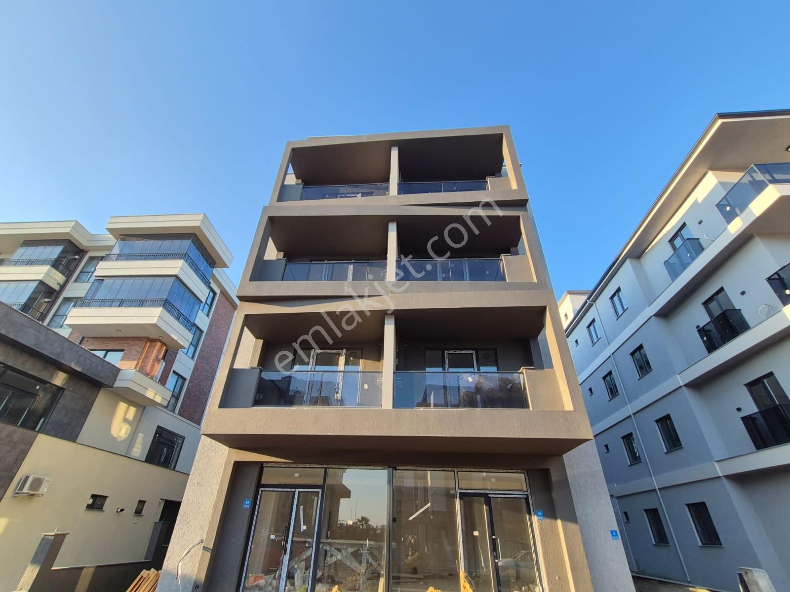 Delux'den Atatürk Mh'de Residance Palm Suits'te Lux Satılık 1+1 - Görsel 20