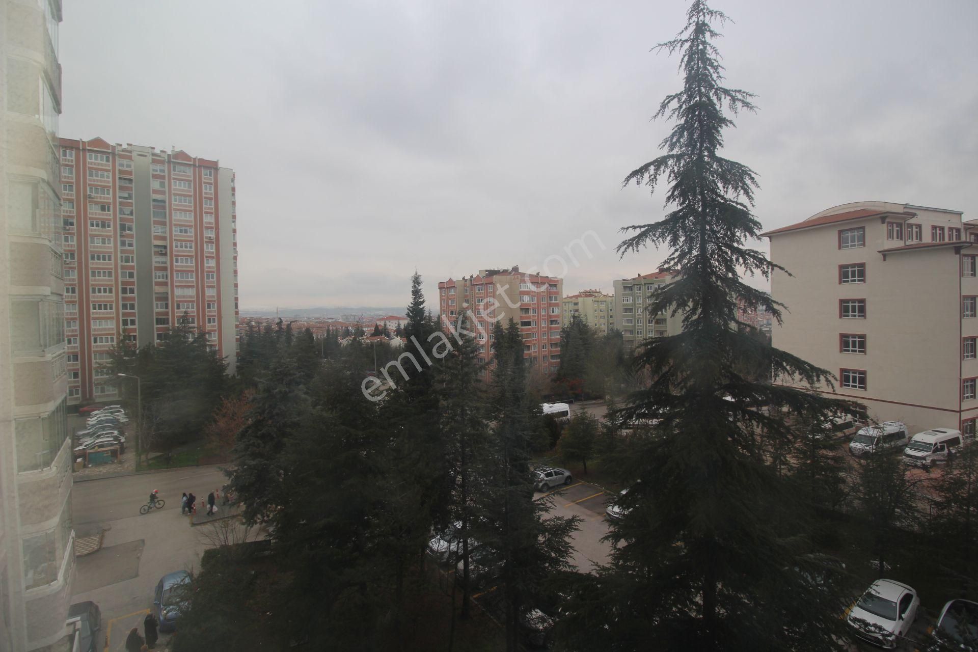 Emre Emlak'tan Elvankent Banka Blokları'nda Arakat Asansörlü Geniş 3+1 Satılık Daire - Görsel 35