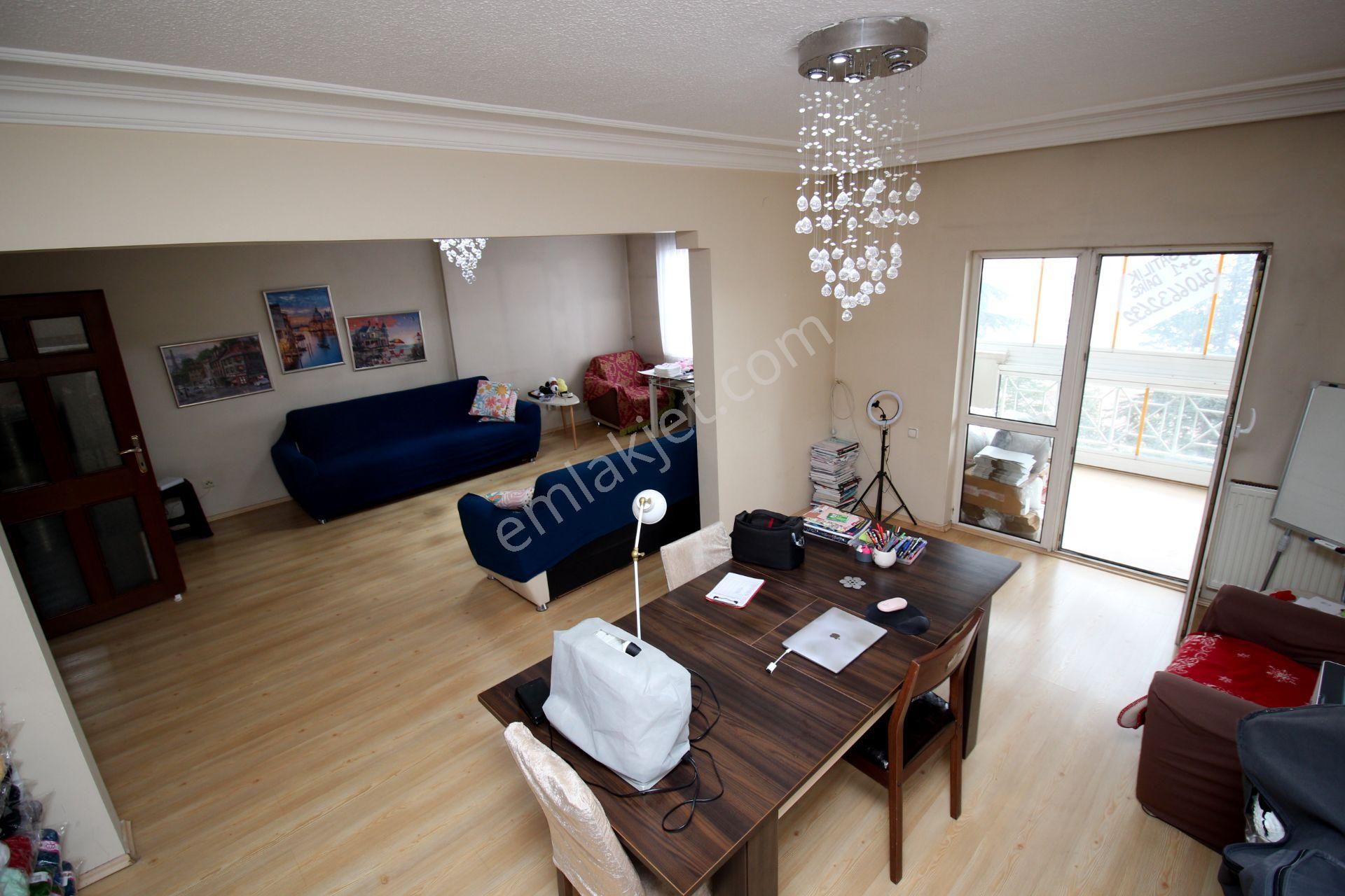 Emre Emlak'tan Elvankent Banka Blokları'nda Arakat Asansörlü Geniş 3+1 Satılık Daire - Görsel 5