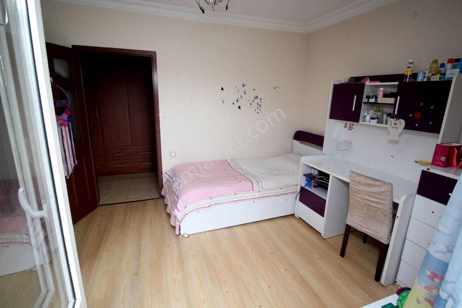 Emre Emlak'tan Elvankent Banka Blokları'nda Arakat Asansörlü Geniş 3+1 Satılık Daire - Görsel 13