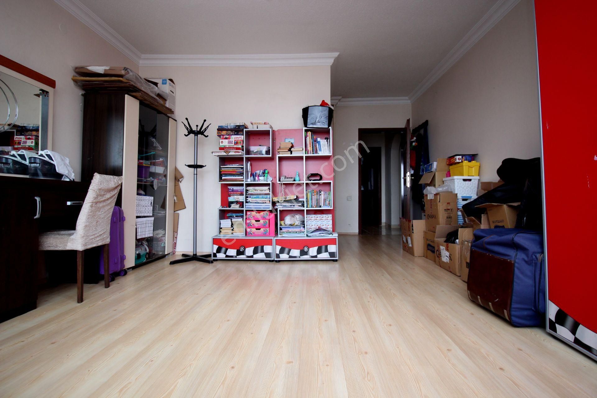 Emre Emlak'tan Elvankent Banka Blokları'nda Arakat Asansörlü Geniş 3+1 Satılık Daire - Görsel 20