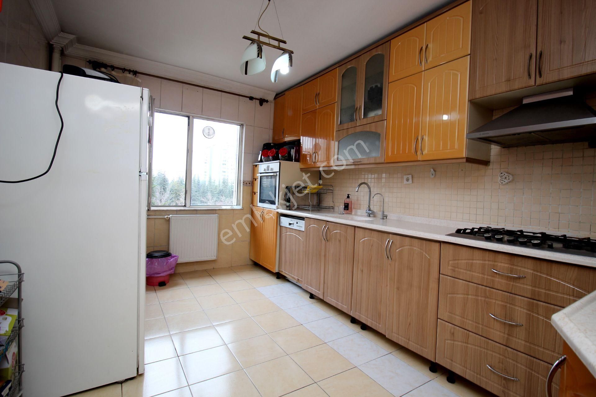 Emre Emlak'tan Elvankent Banka Blokları'nda Arakat Asansörlü Geniş 3+1 Satılık Daire - Görsel 8