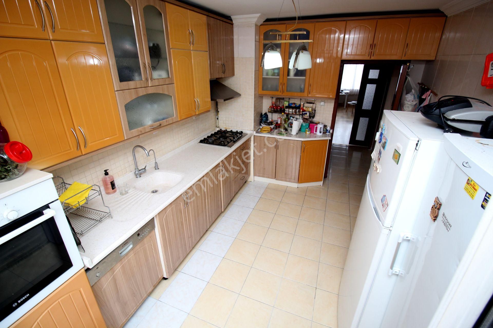 Emre Emlak'tan Elvankent Banka Blokları'nda Arakat Asansörlü Geniş 3+1 Satılık Daire - Görsel 10