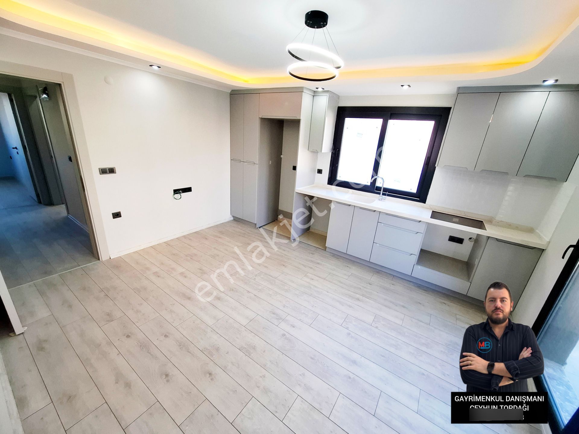 Didim'de Satılık 2+1 Ön Cephe Sıfır Daire Orta Kat Asansörlü Denize Yakın Konumda ! - Görsel 4