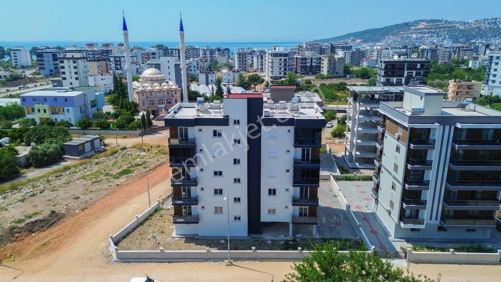 Ertuğrul'dan Oturuma Hazır Denize Yakın 1+1 Satılık Daire - Görsel 7